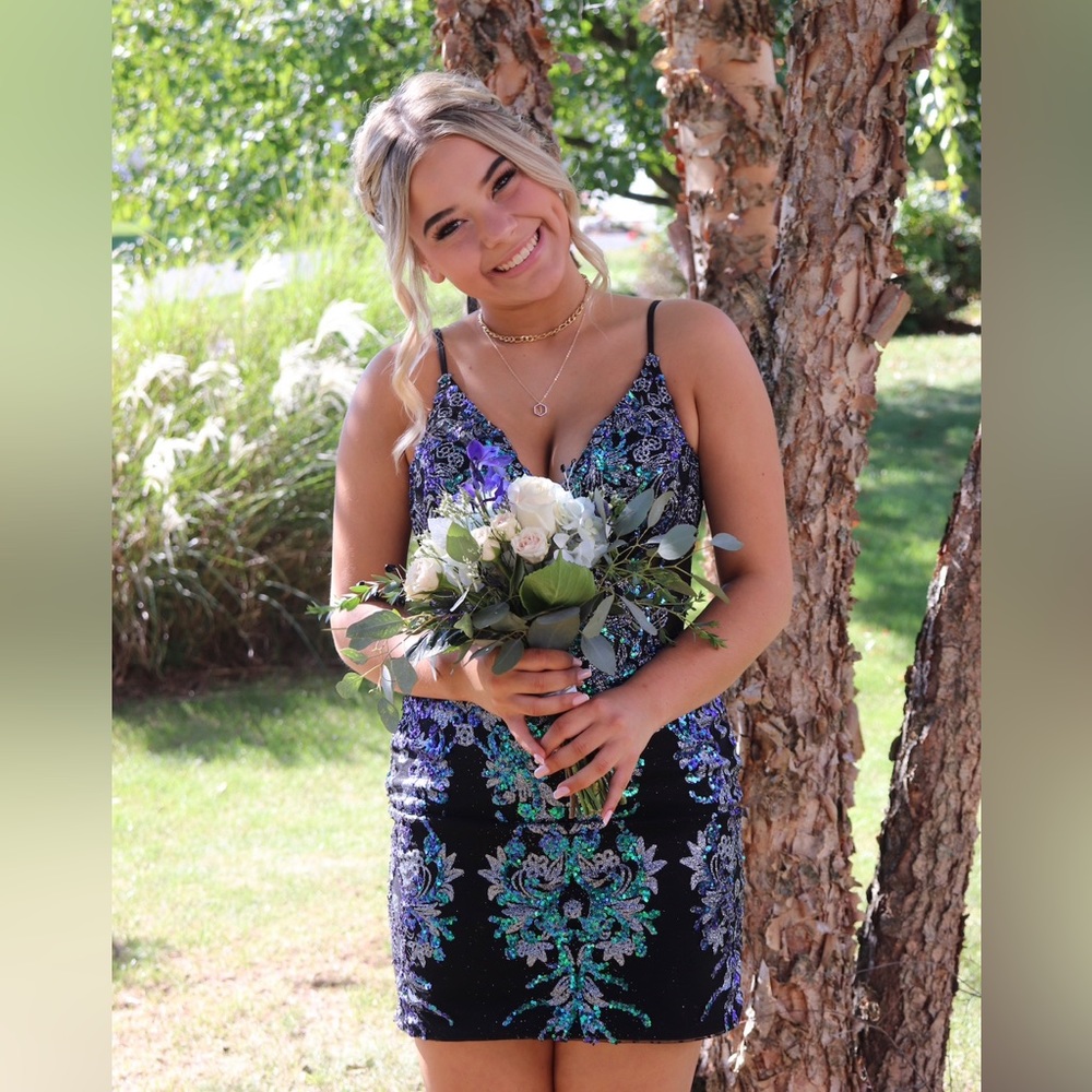 Black, Blue Sequins Homecoming dress! Jasz size 4!
